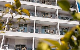 Anglade Hotel